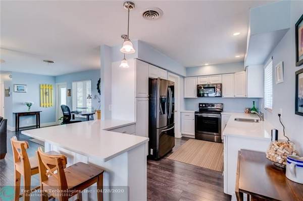 2136 NE 57th St, Fort Lauderdale, FL 33308