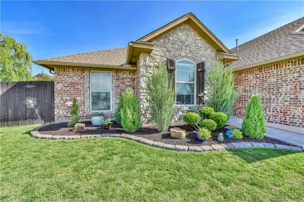 Moore, OK 73160,2617 SE 10th Street