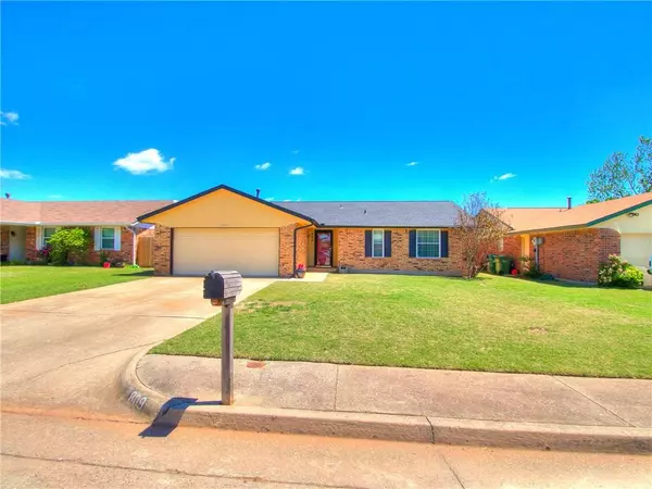 809 Dorchester Drive, Yukon, OK 73099