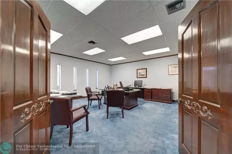 1100 S 56th Ave, Hollywood, FL 33023