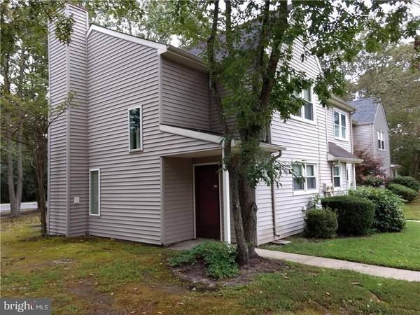 62 TOWNHOUSE LN, Tuckerton, NJ 08087