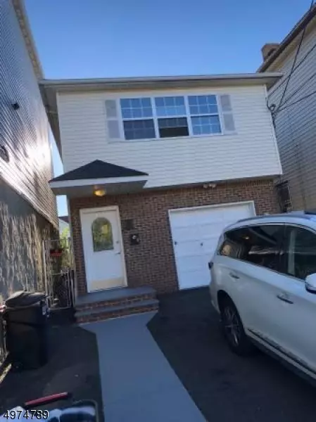 152 MAGNOLIA AVE, Elizabeth City, NJ 07206