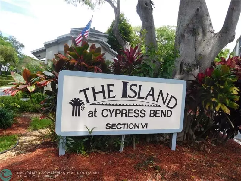 Pompano Beach, FL 33069,2217 Cypress Island Dr  #703