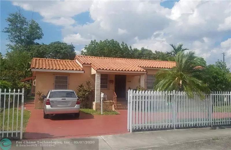 121 W 41st St, Hialeah, FL 33012