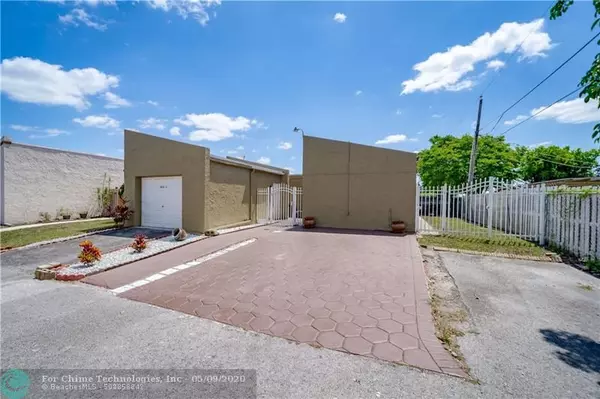 Sunrise, FL 33322,9655 NW 26th Ct  #4