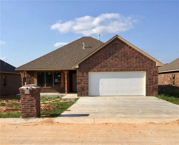 20543 Pioneer Drive, Harrah, OK 73045