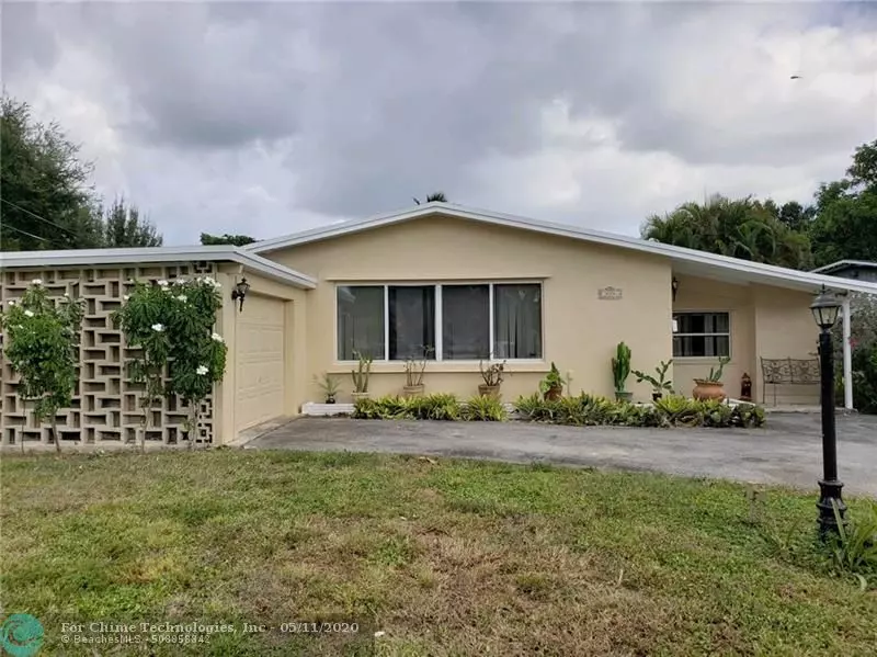 414 NW 48th Ter, Plantation, FL 33317