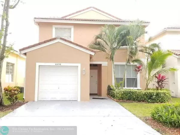 Lake Worth, FL 33463,6698 Green Island Cir