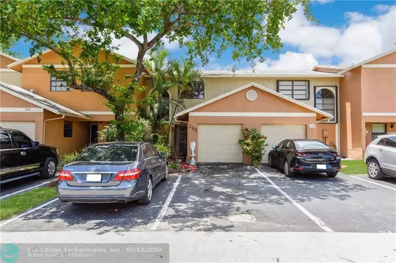 382 NW 103rd Ter, Pembroke Pines, FL 33026