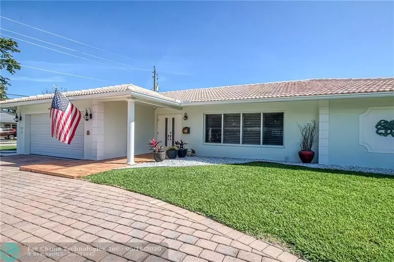 4450 NE 23rd Ave, Lighthouse Point, FL 33064