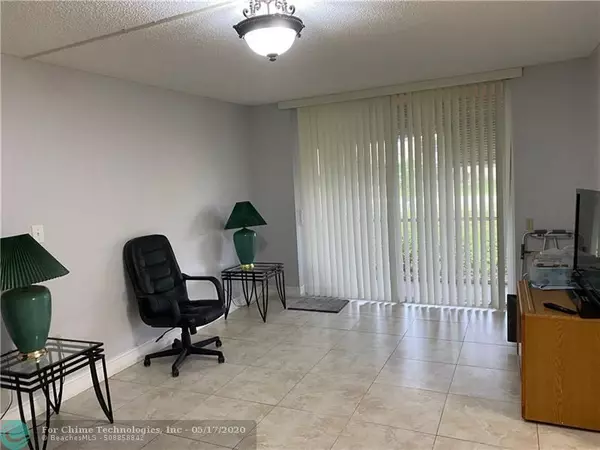 Tamarac, FL 33321,9100 Lime Bay Blvd  #110