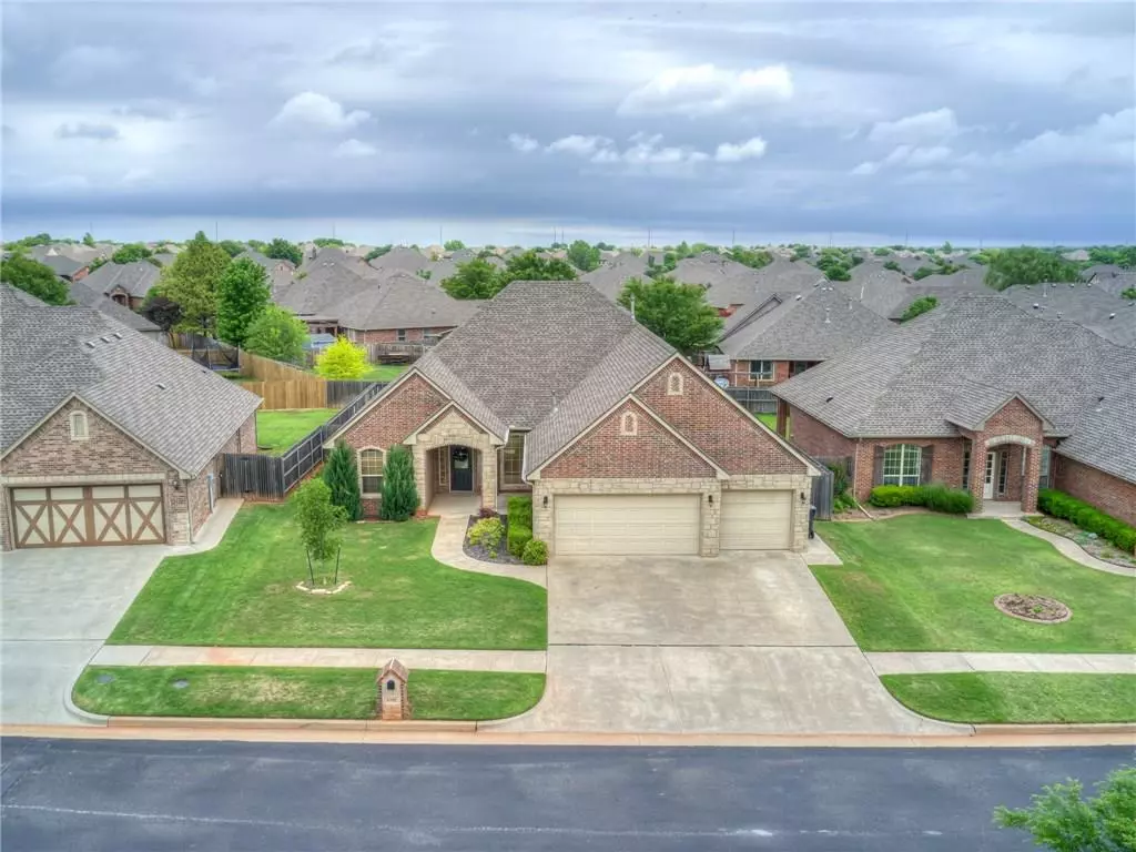 Edmond, OK 73013,4705 NW 157th Street