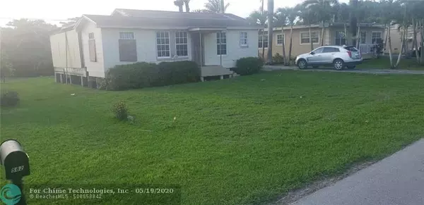 Belle Glade, FL 33430,574 SE 6th Dr