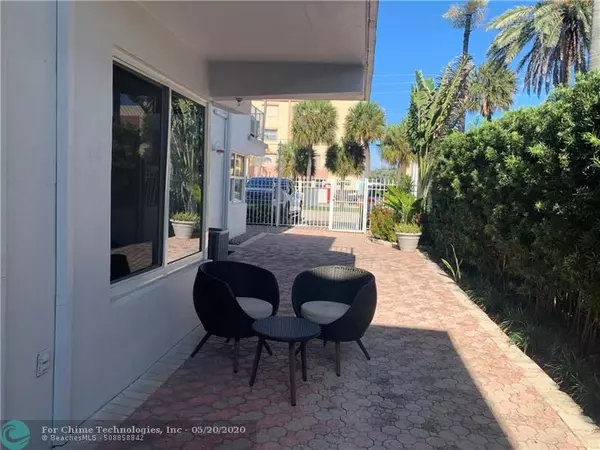 Lauderdale By The Sea, FL 33308,4228 N Ocean Drive  #22