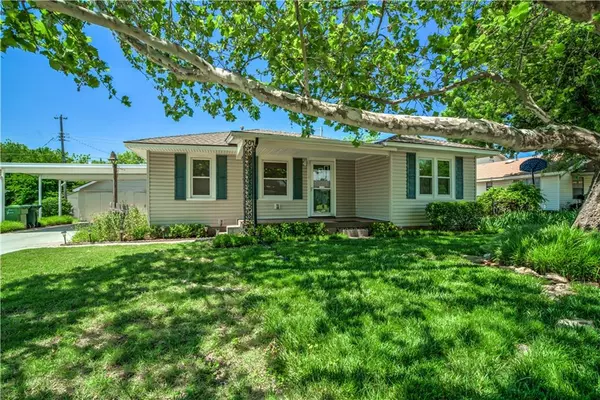 504 S 9th Street, Yukon, OK 73099