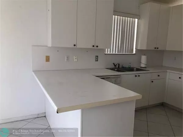 Boynton Beach, FL 33437,10414 Utopia Cir E