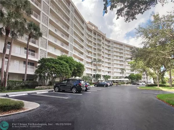 Pompano Beach, FL 33069,3507 Oaks Way  #406