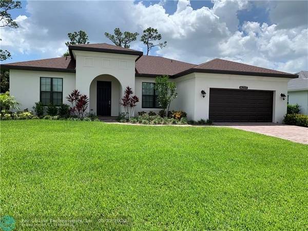 6237 Arcadia Square, Vero Beach, FL 32955