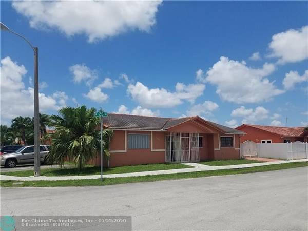 2503 W 72nd St, Hialeah, FL 33016