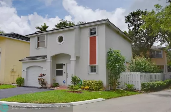 Plantation, FL 33324,9828 NW 9 CT