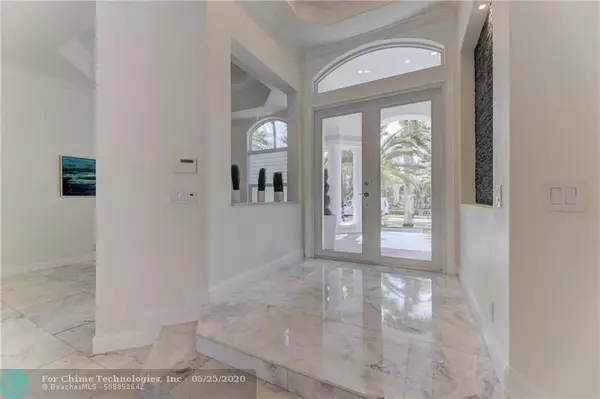 Weston, FL 33327,2525 Montclaire Cir