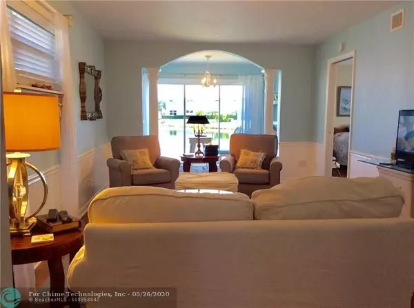 Vero Beach, FL 32962,850 lake orchid cir  #102