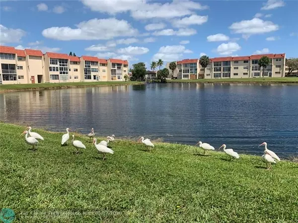 Sunrise, FL 33322,2850 Sunrise Lakes Dr  #107