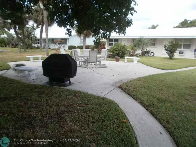 3851 NE 22nd Ter  #7, Lighthouse Point, FL 33064