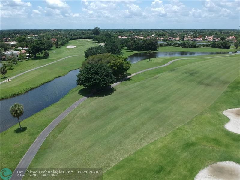 Weston, FL 33326,16300 Golf Club Rd  #204