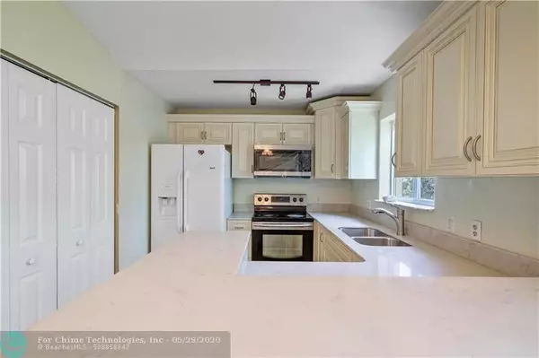 West Palm Beach, FL 33411,3500 Briar Bay Blvd  #201