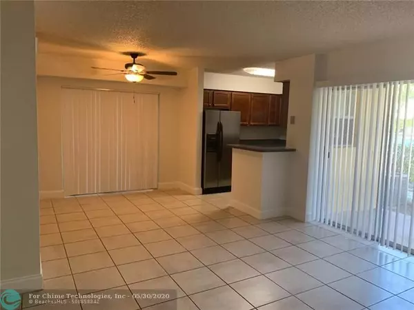 Tamarac, FL 33321,7660 Westwood Dr  #606