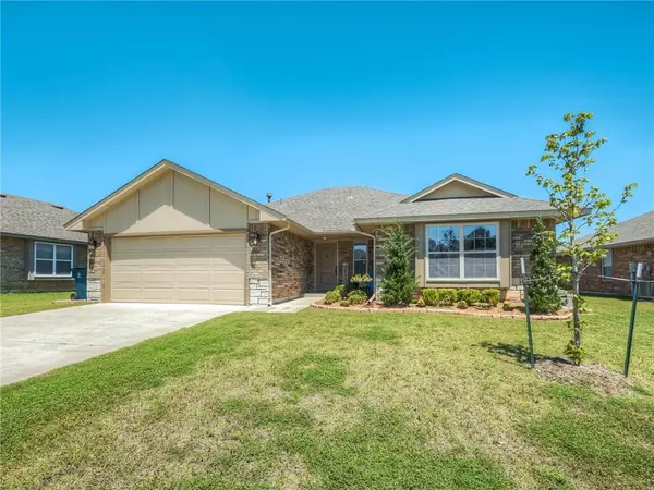 1212 Laurel Creek Drive, Yukon, OK 73099