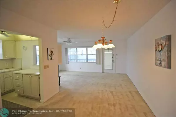 Deerfield Beach, FL 33442,260 Farnham K  #260