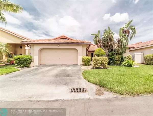 17524 NW 61st Ct, Miami Lakes, FL 33015