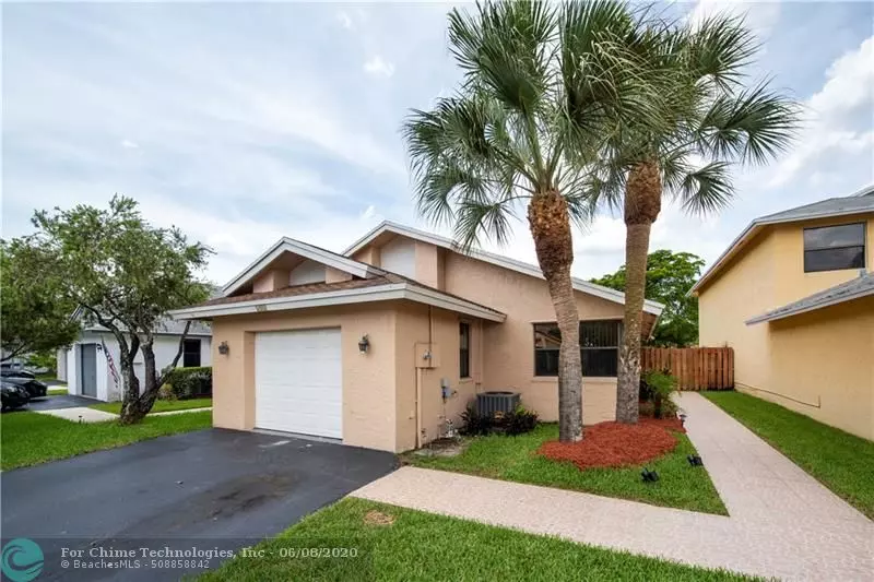 Sunrise, FL 33326,581 Lakeside Cir