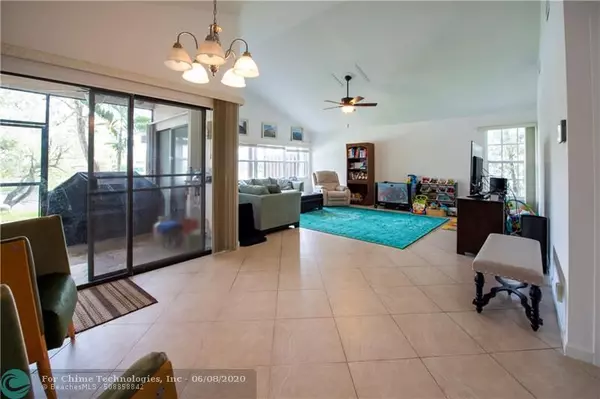 Hollywood, FL 33026,11905 Flicker Way