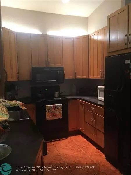Pompano Beach, FL 33064,521 NE 38th St