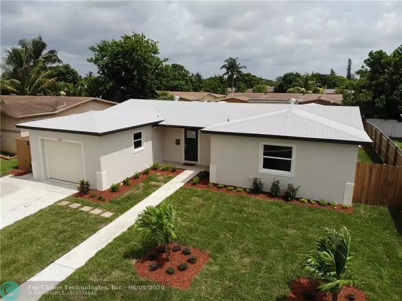 6543 SW 10th Ct, North Lauderdale, FL 33068