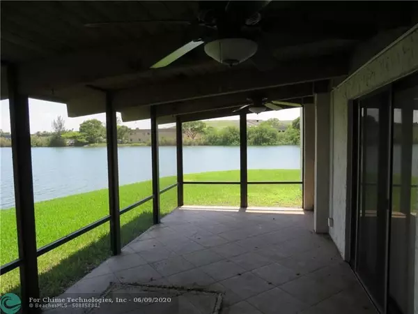 Deerfield Beach, FL 33064,4491 Crystal Lake Dr  #108A