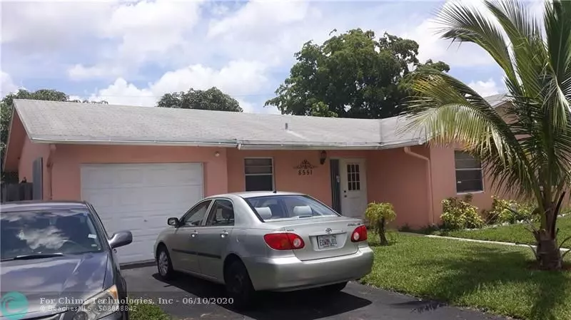 8551 NW 45th St, Lauderhill, FL 33351