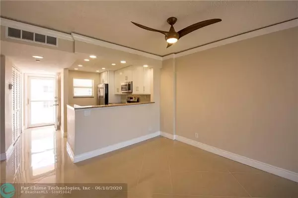 Pompano Beach, FL 33062,1391 S Ocean Blvd  #1002