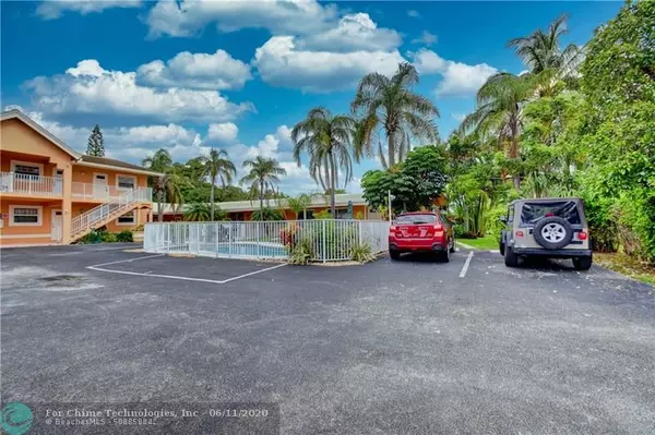 Pompano Beach, FL 33062,505 Hibiscus Ave  #2