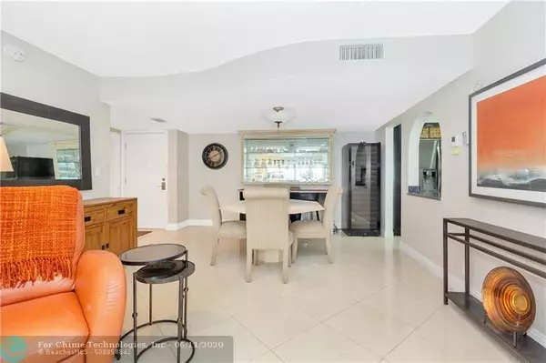 Deerfield Beach, FL 33062,330 SE 20th Ave  #221