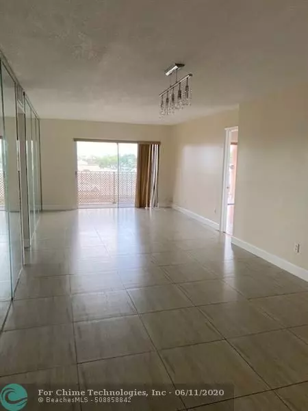 6125 W 20th Ave  #307, Hialeah, FL 33012