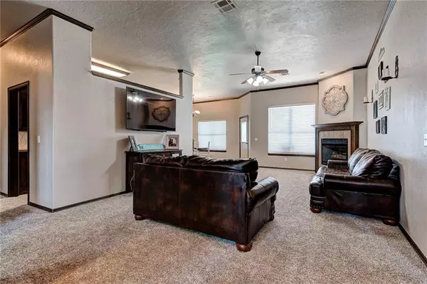 Oklahoma City, OK 73170,608 SW 158th Terrace