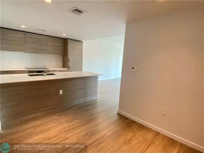 Miami, FL 33130,1300 S Miami Ave  #1004