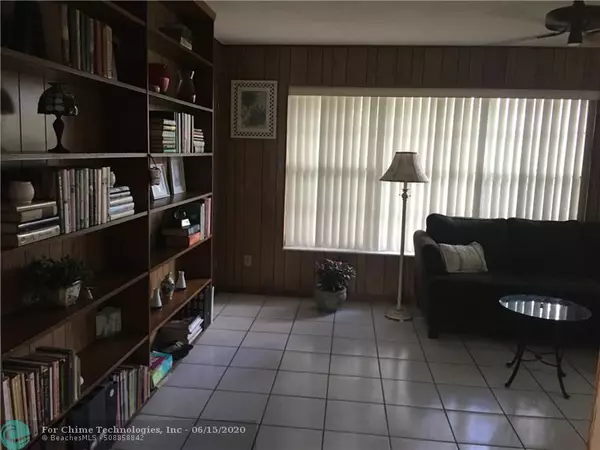 Pompano Beach, FL 33060,324 SW 1st Ct