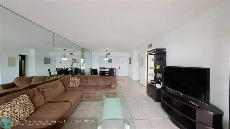 Hollywood, FL 33021,4400 Hillcrest Dr  #800B