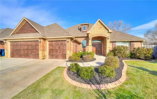 2801 Morgan Trace Road, Yukon, OK 73099