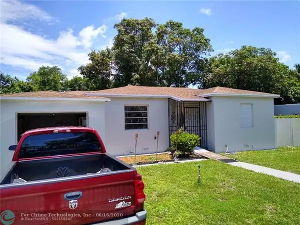 1231 NE 130th St, North Miami, FL 33161